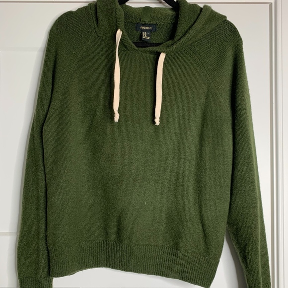 Forever 21 Tops - Knit hoodie